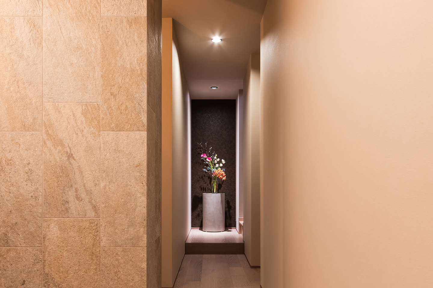 Upstairs：内装・インテリア