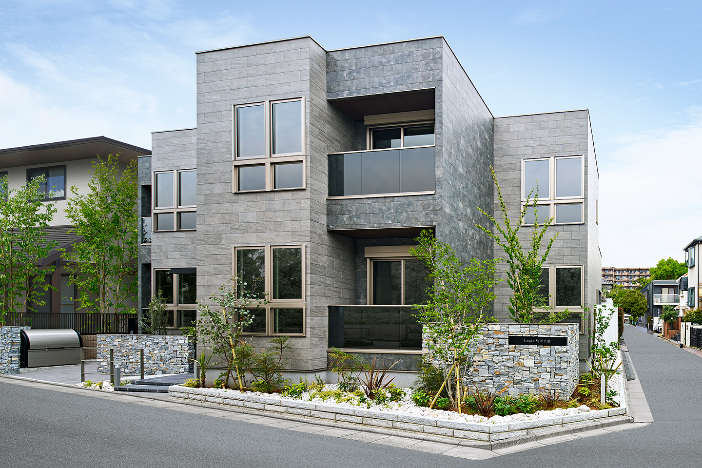 CONVEX COMPLEX：外観