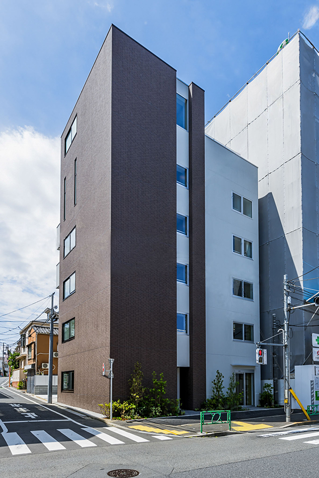 協同する 日本ナザレン教団中野教会：外観